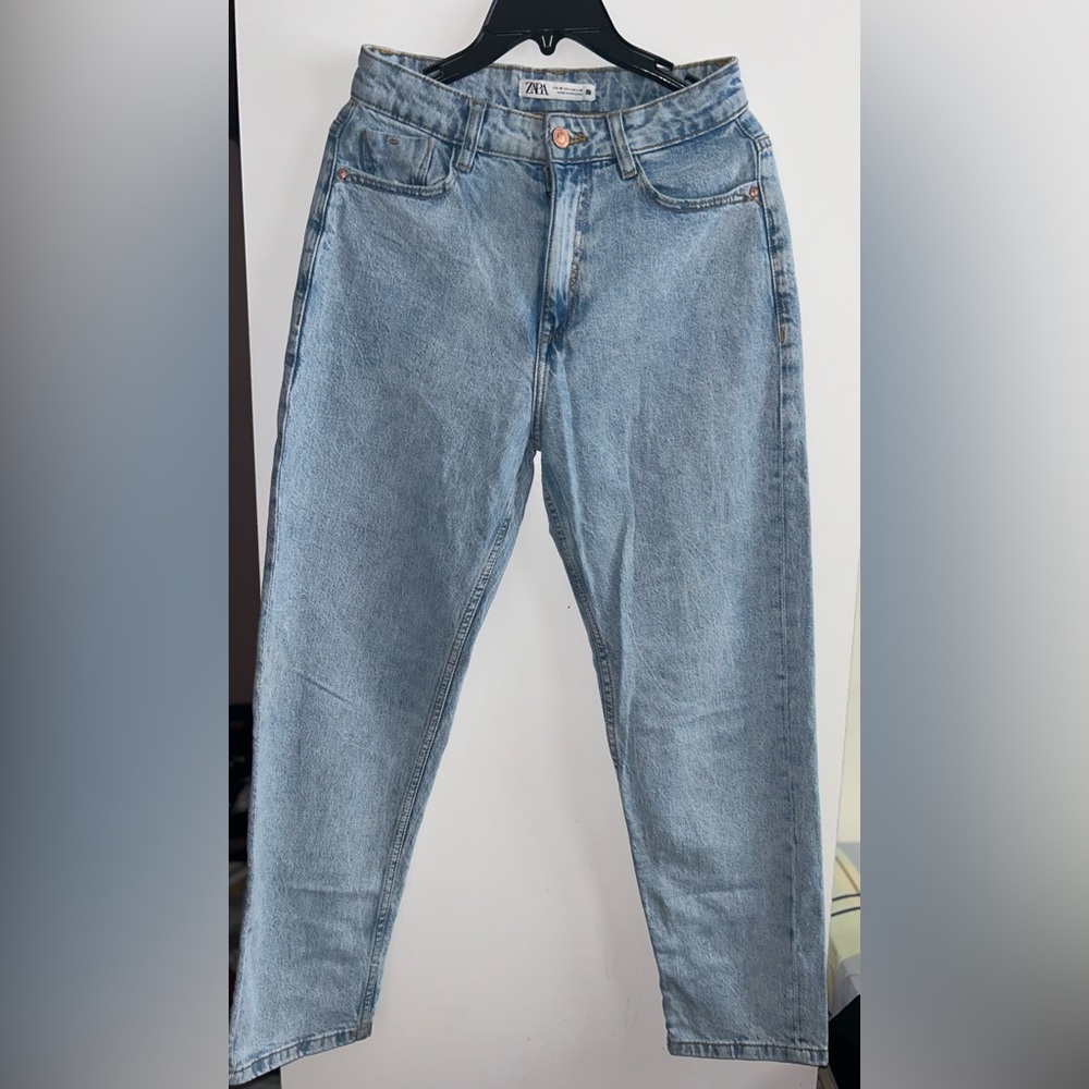 Zara Light Blue Relaxed Women’s Jeans